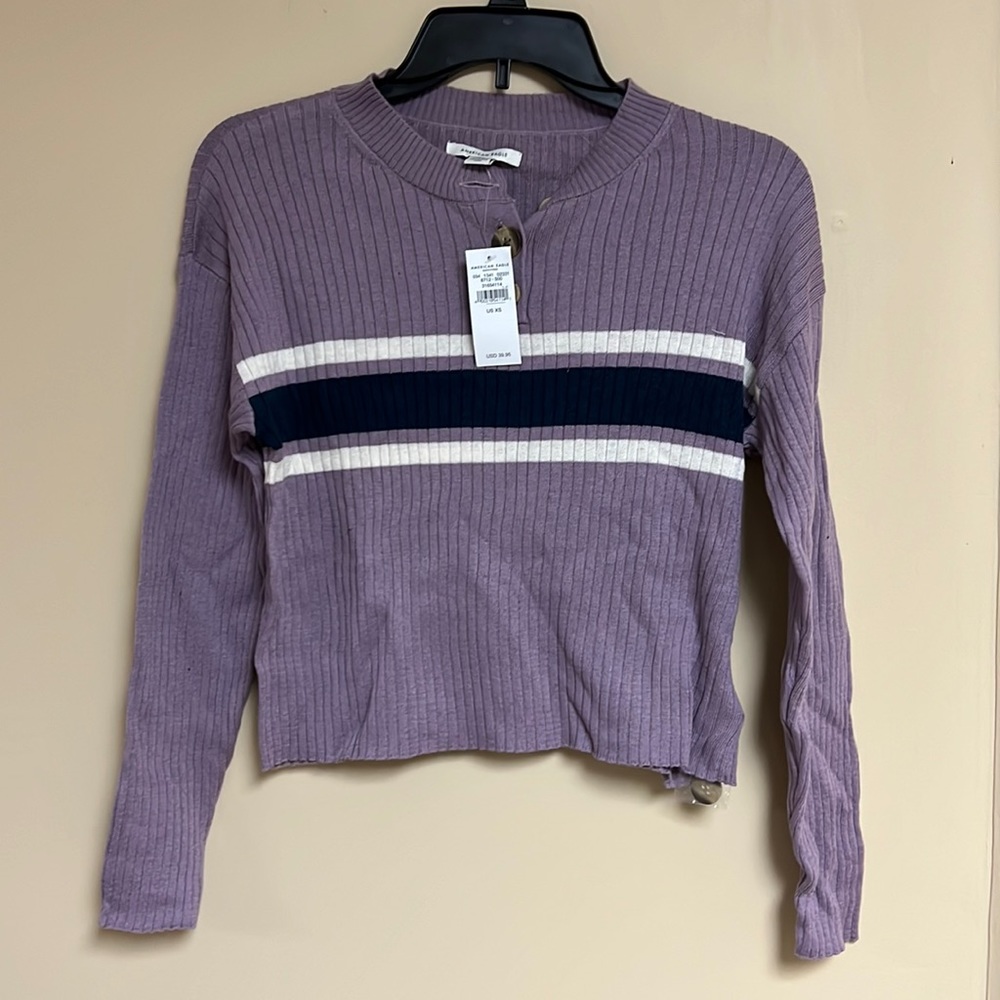 American Eagle Sweater